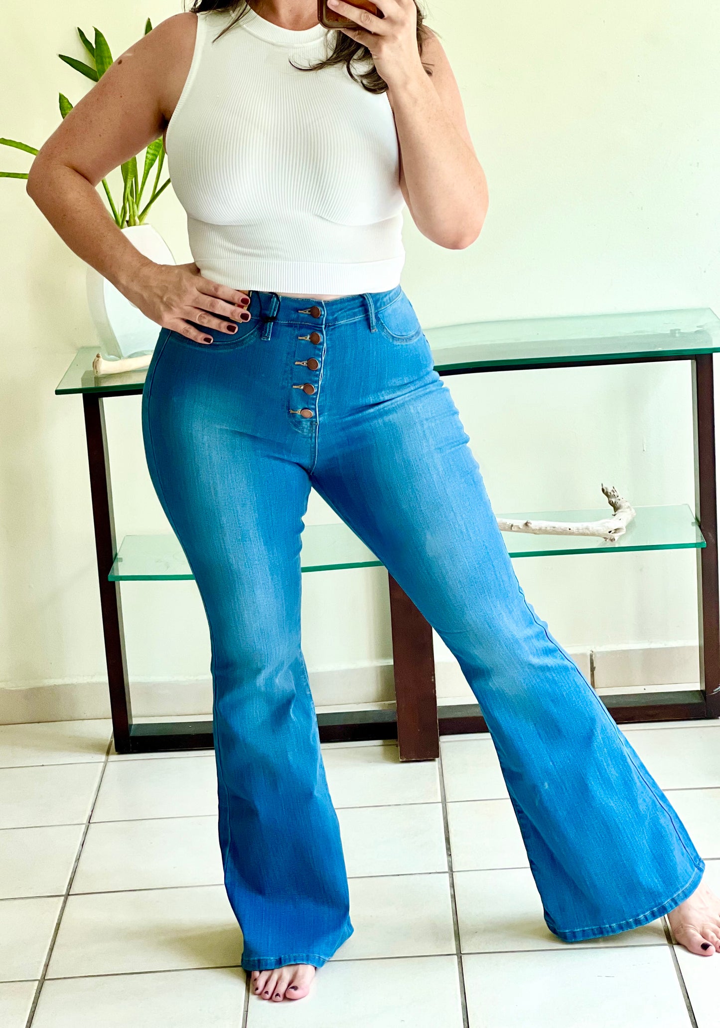VIBRANT BLUE JEAN
