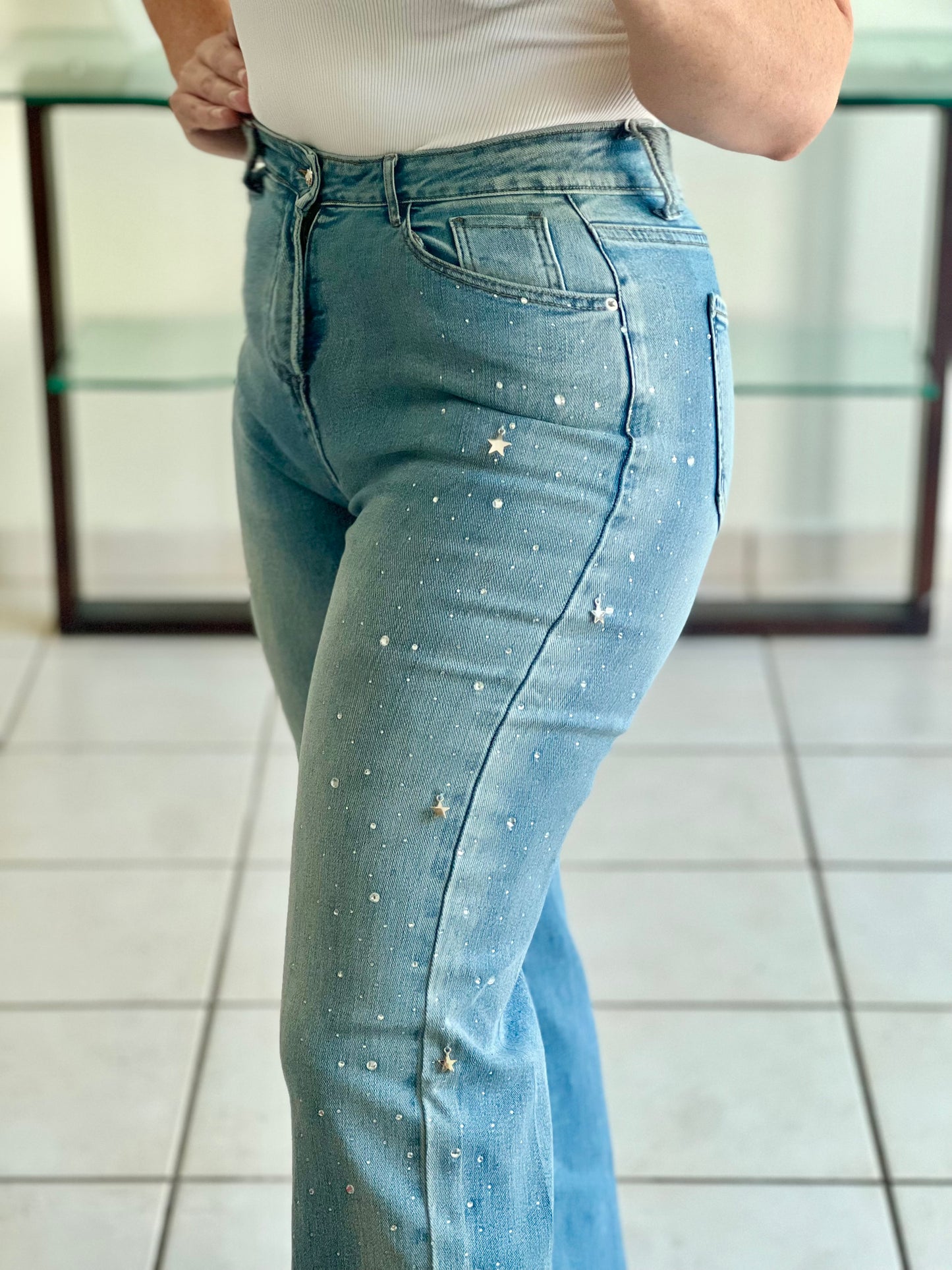 MAHÓN AZUL CON ESTRELLAS PLATEADAS Y RHINESTONES