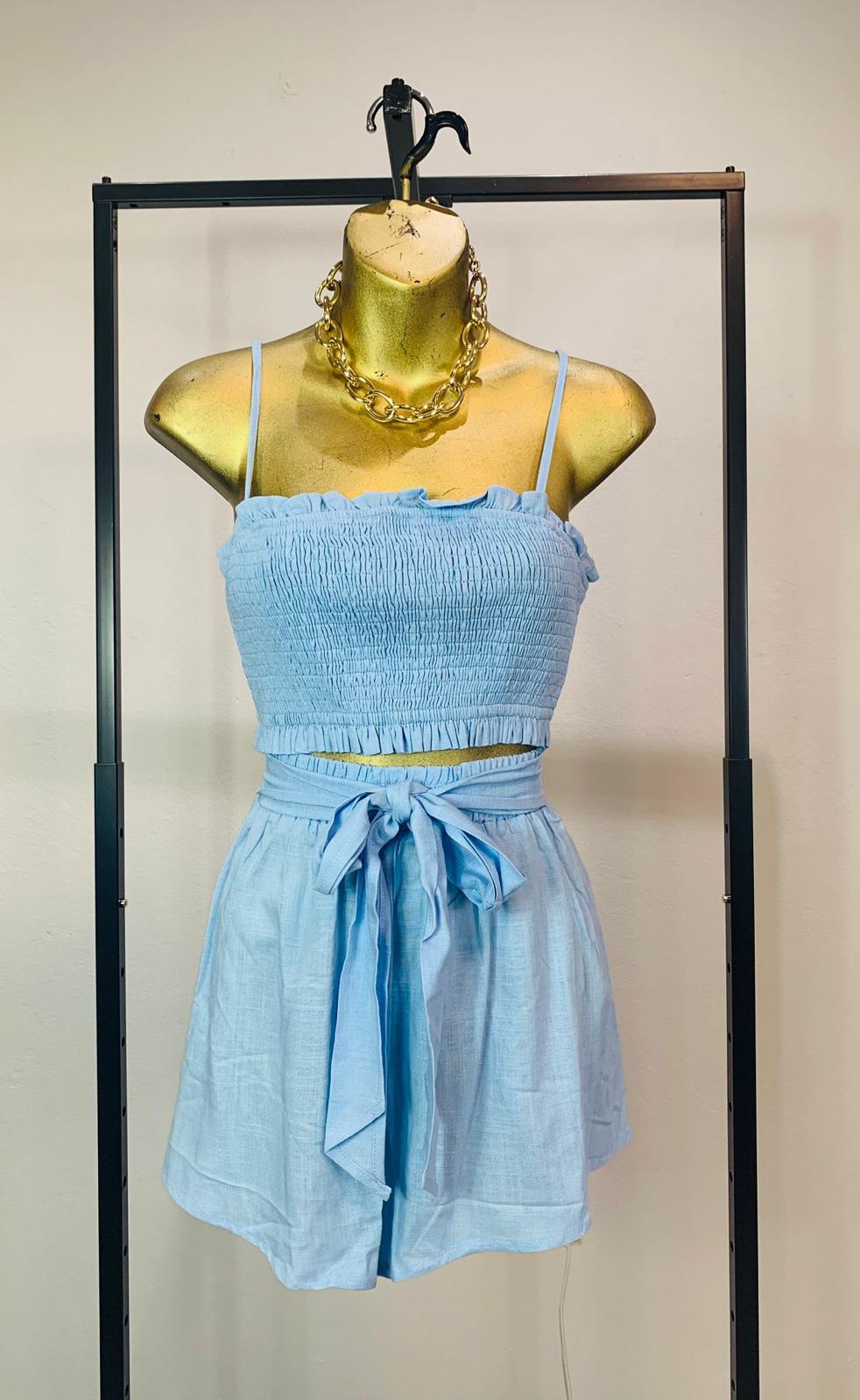 SET PANTALÓN CORTO EN HILO AZUL CLARO