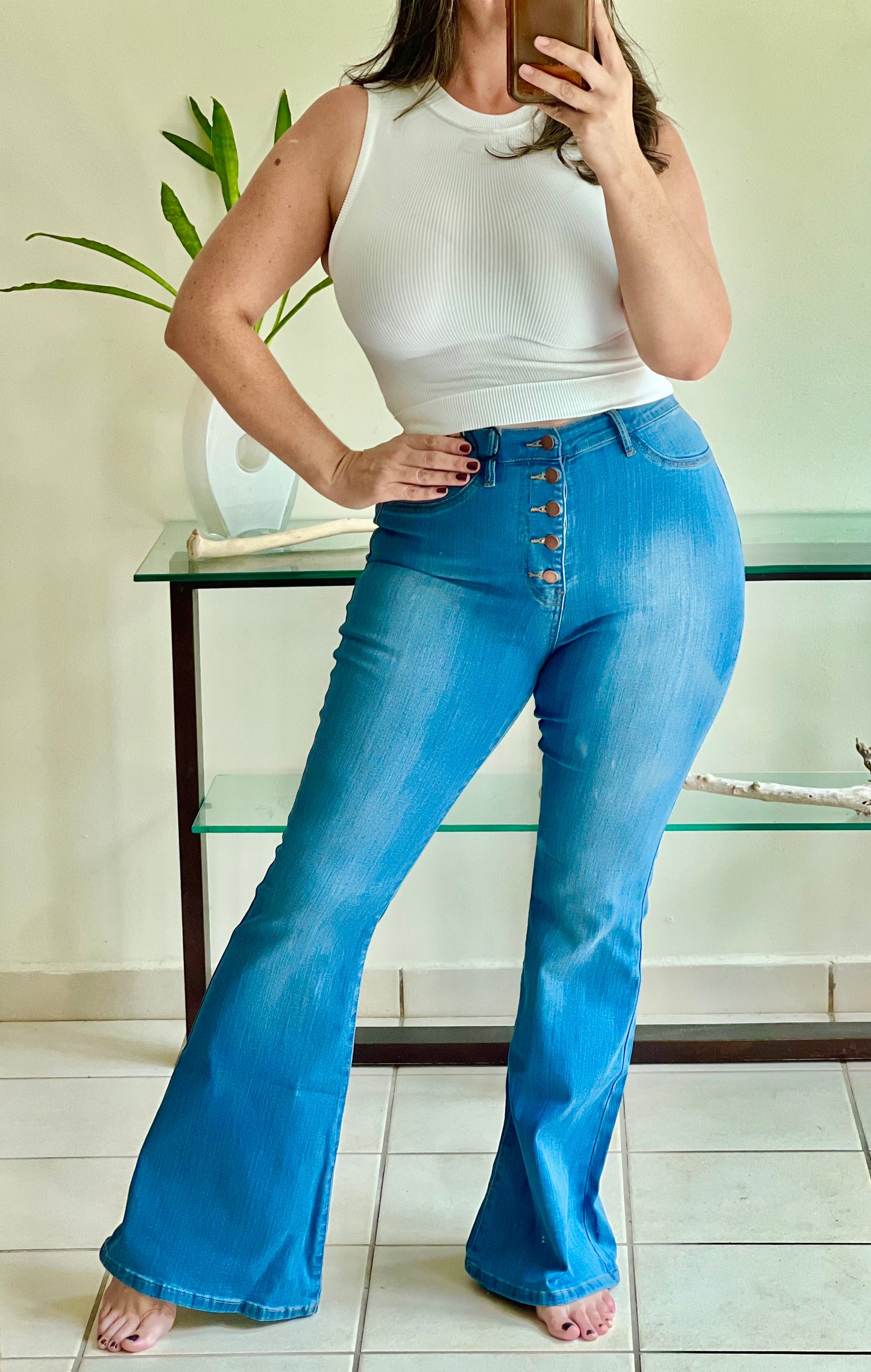 VIBRANT BLUE JEAN