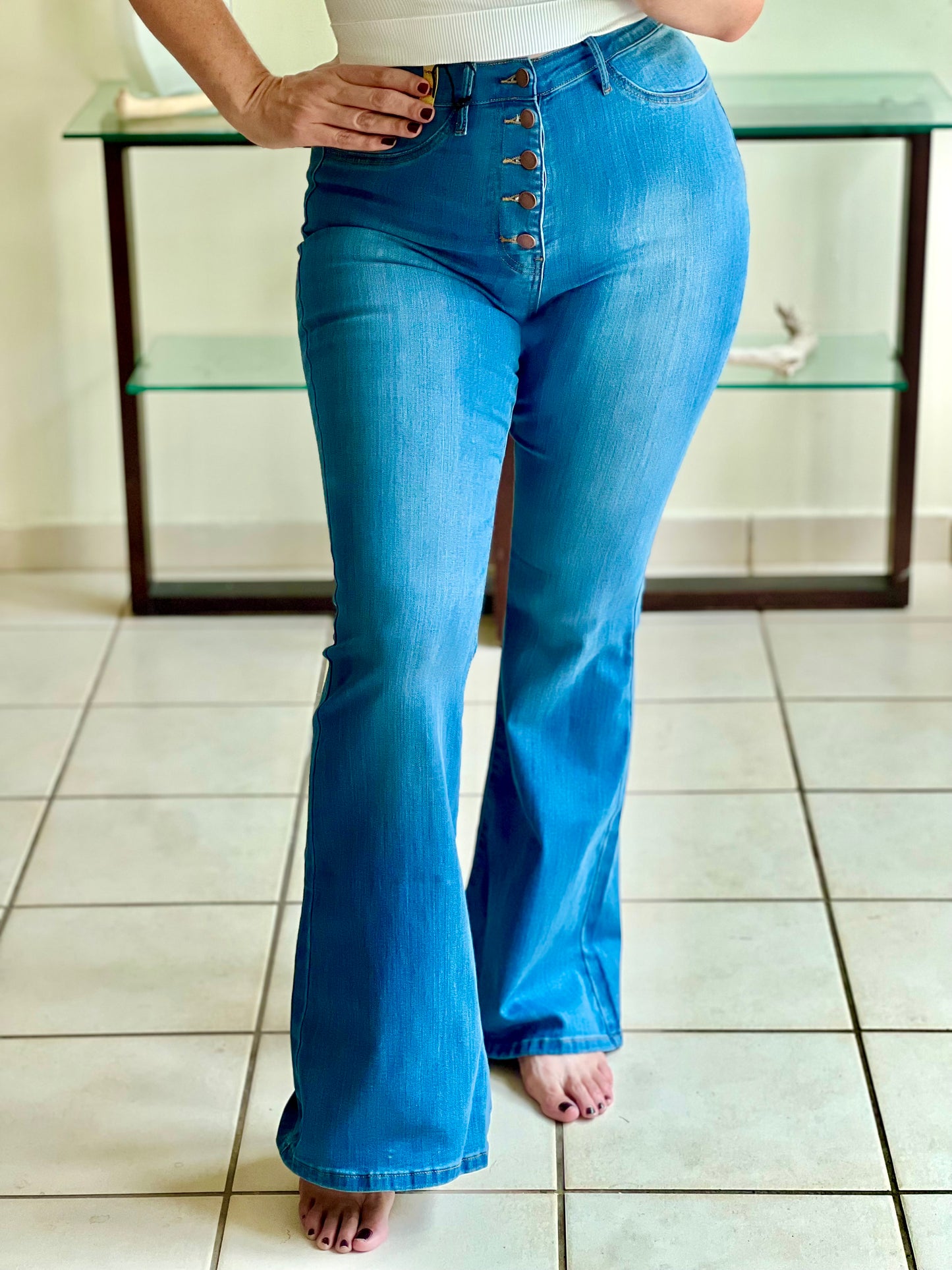 VIBRANT BLUE JEAN