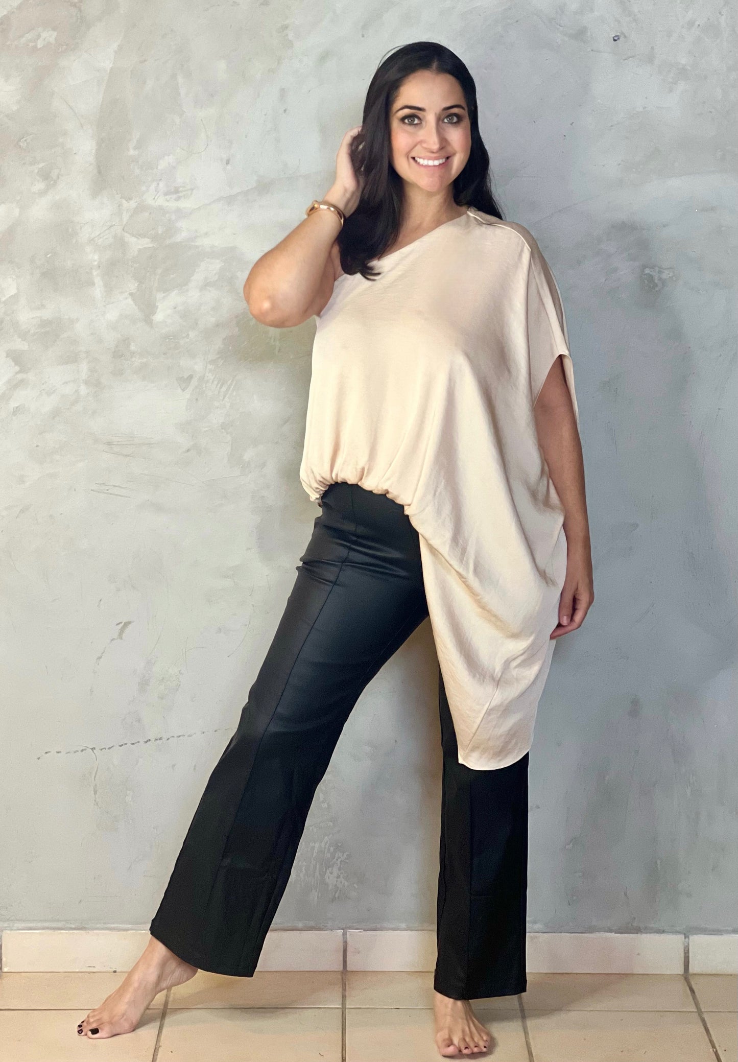 IVORY ONE SHOULDER TOP