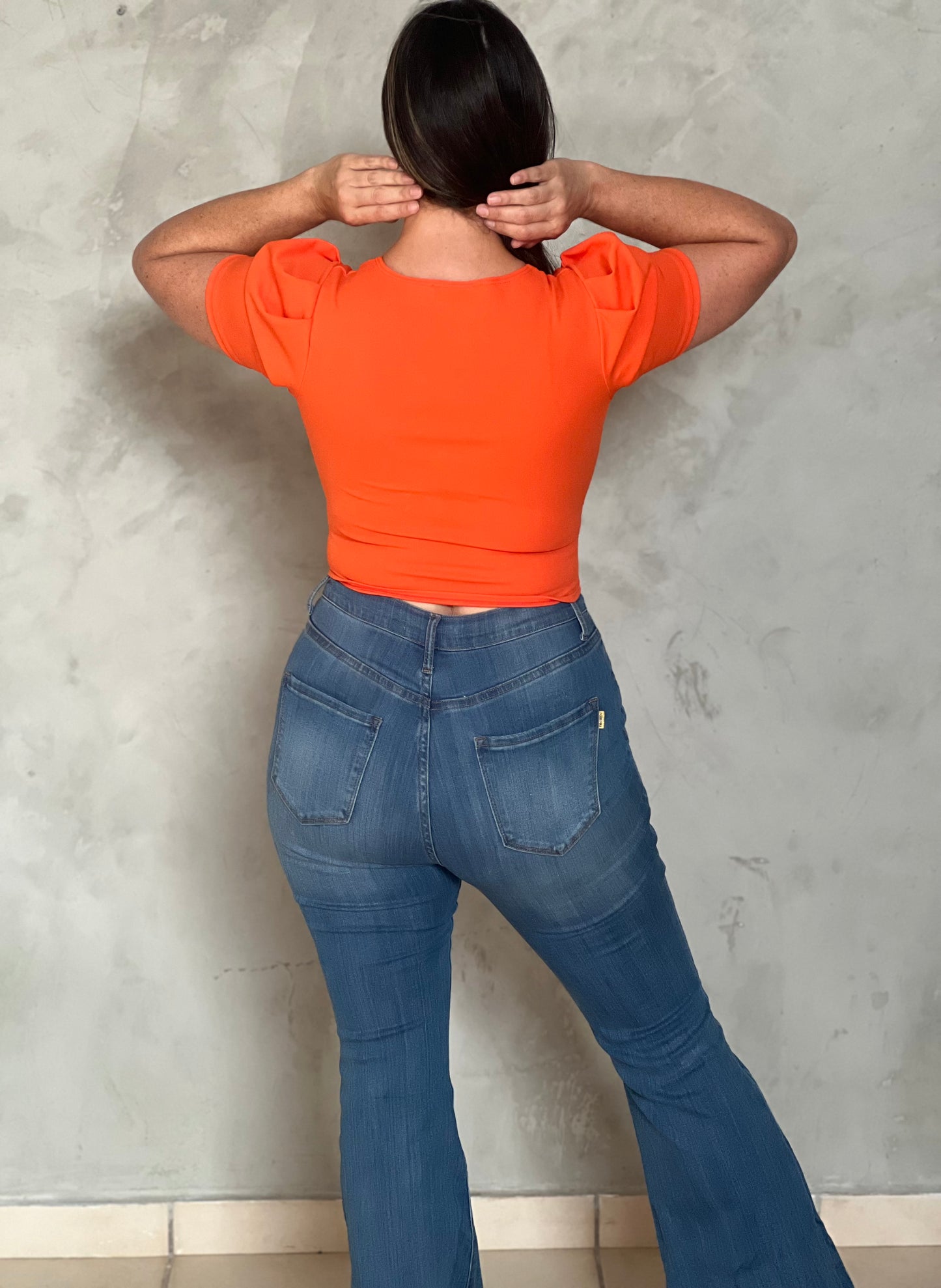 ORANGE 🍊 CROP TOP WITH PUFF SLEEVES