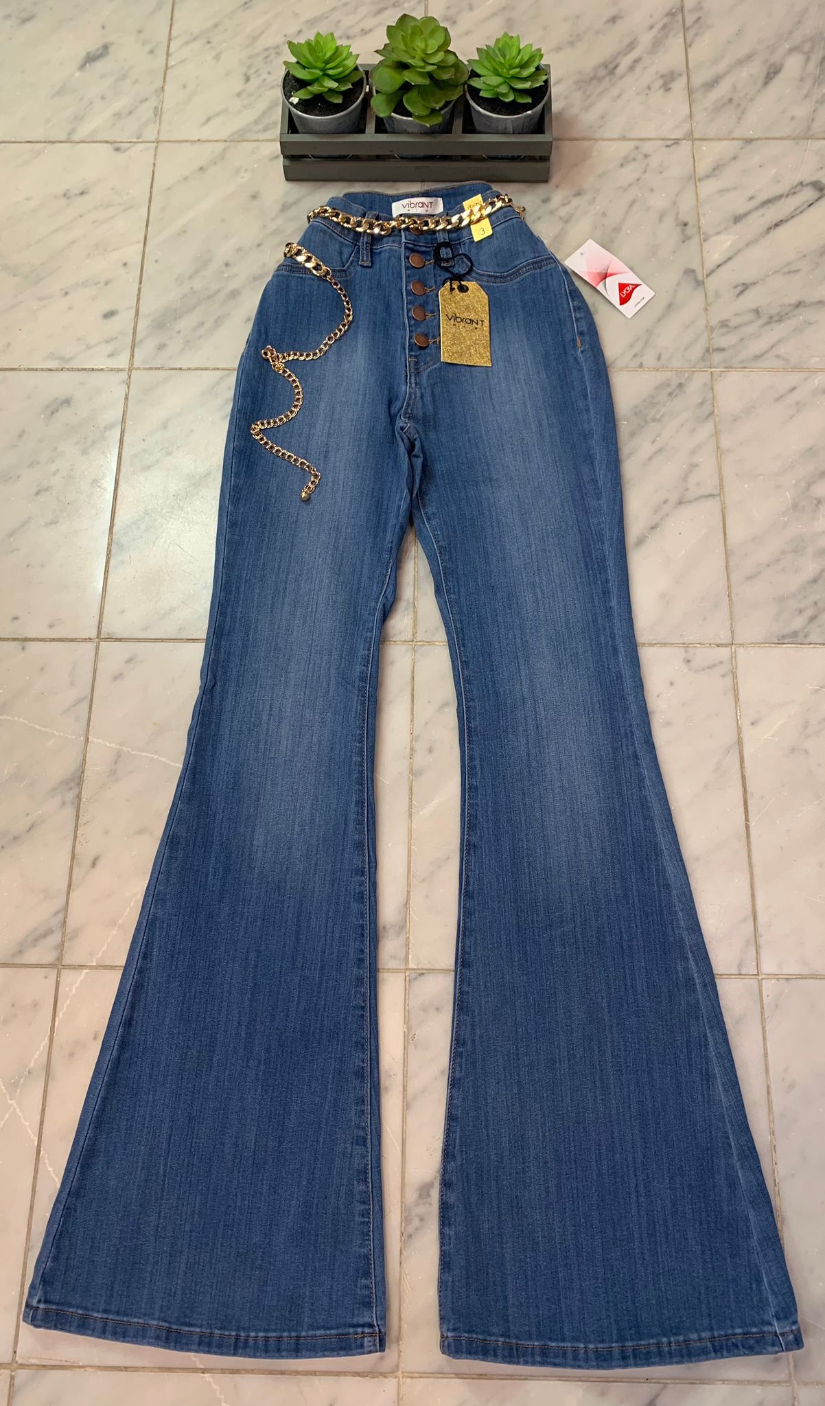 VIBRANT BLUE JEAN