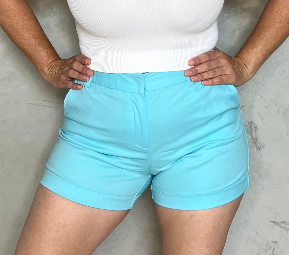 CORTOS AZUL CIELO
