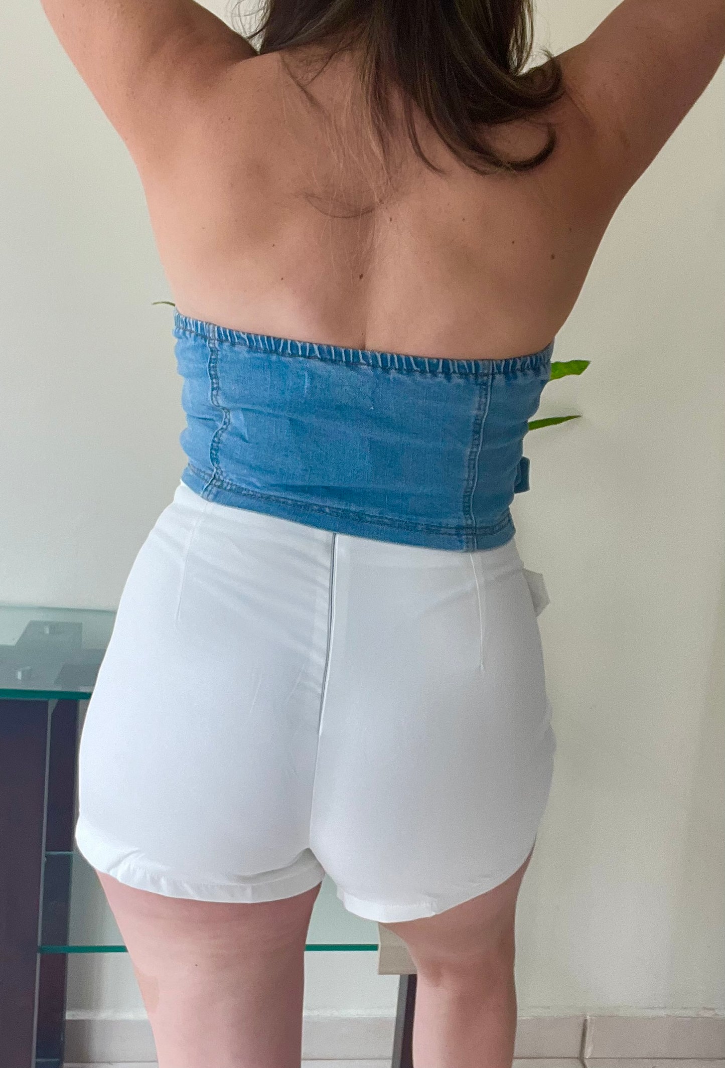 WHITE SKORT