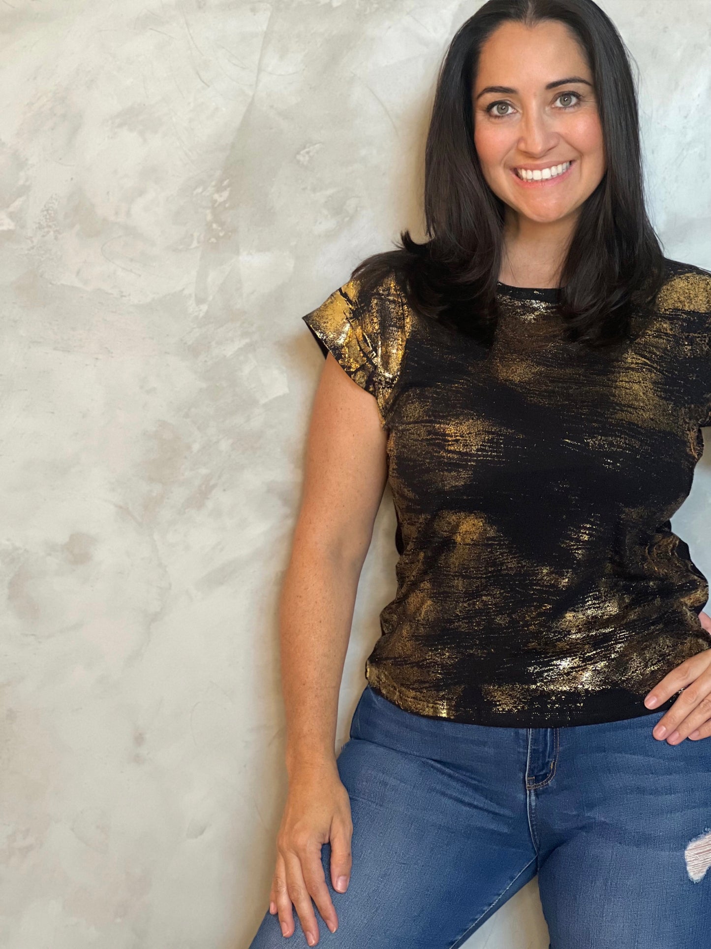 SALE - 🏷️ TOP BLACK & GOLD