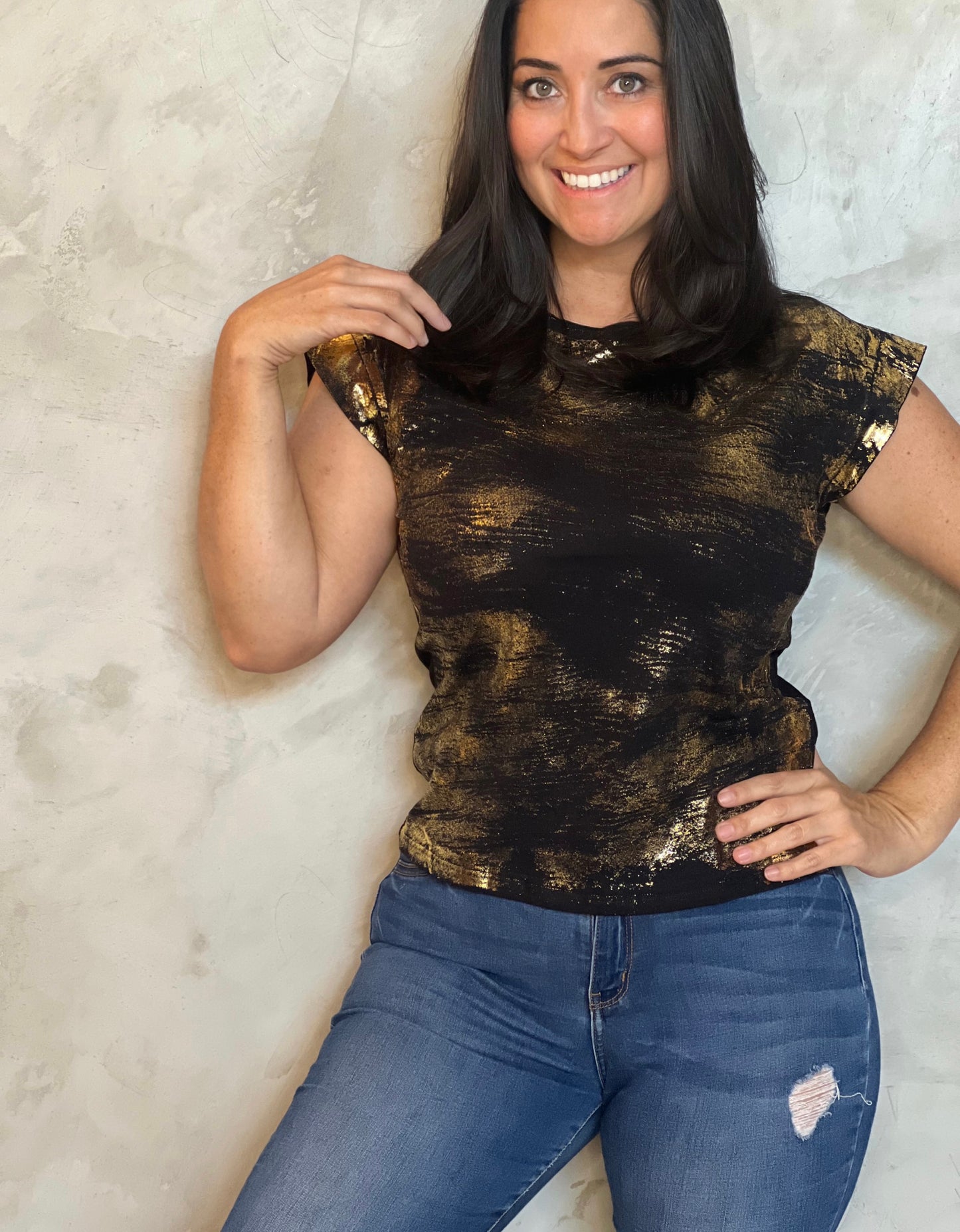 SALE - 🏷️ TOP BLACK & GOLD