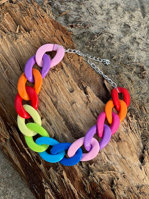 MULTI-COLOR CHAIN NECKLACE