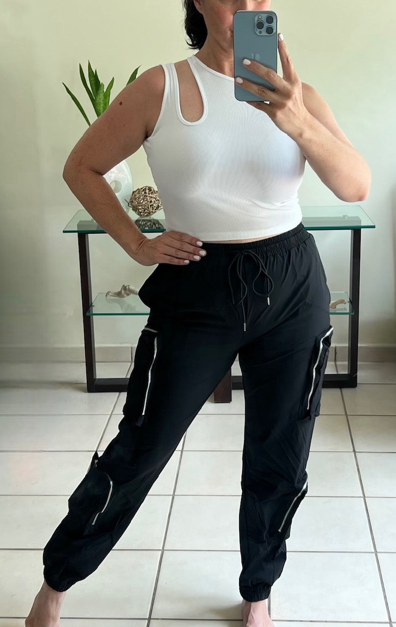 SALE - 🏷️ TRAVEL BLACK JOGGERS