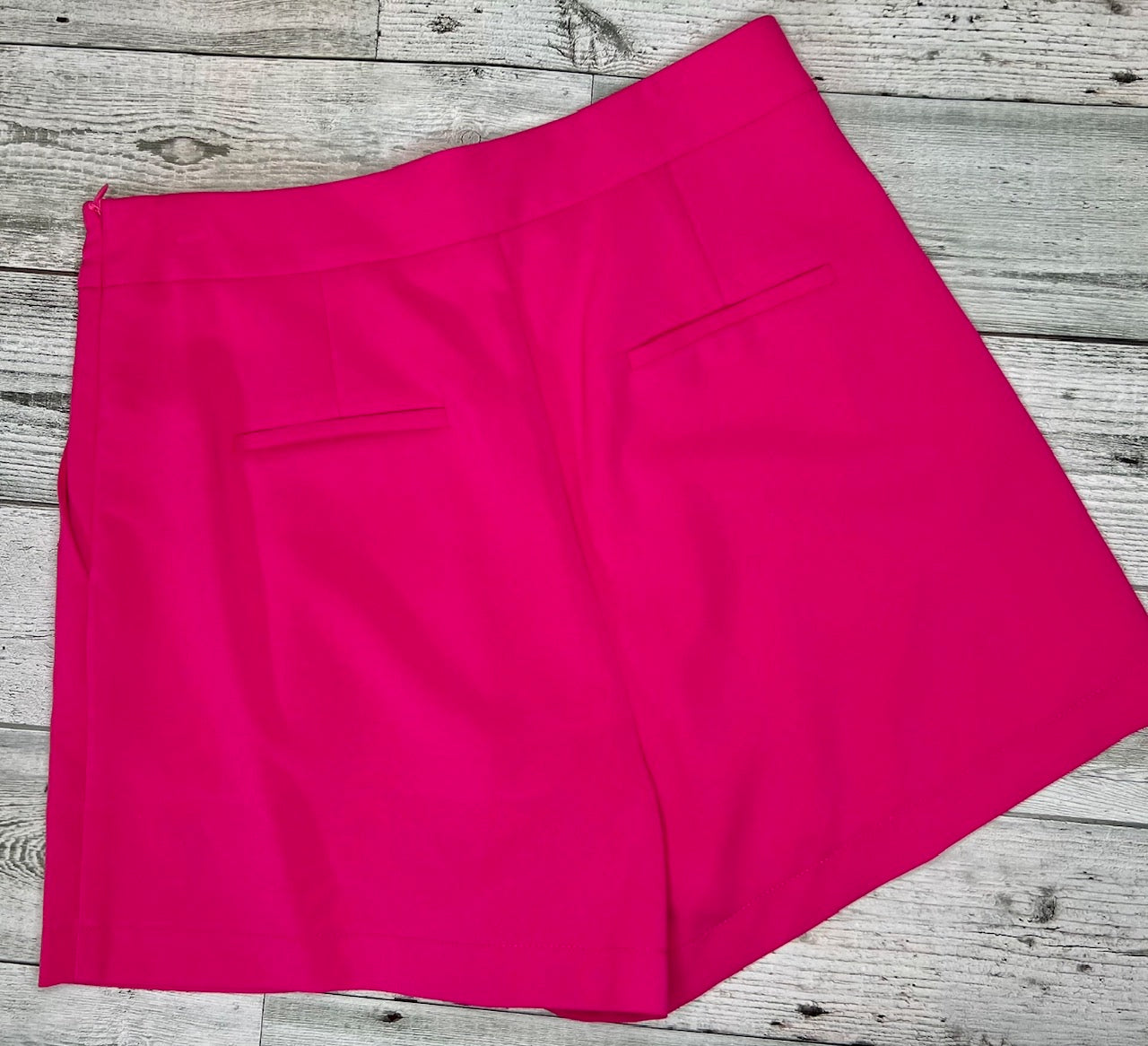 FUCHSIA SHORTS