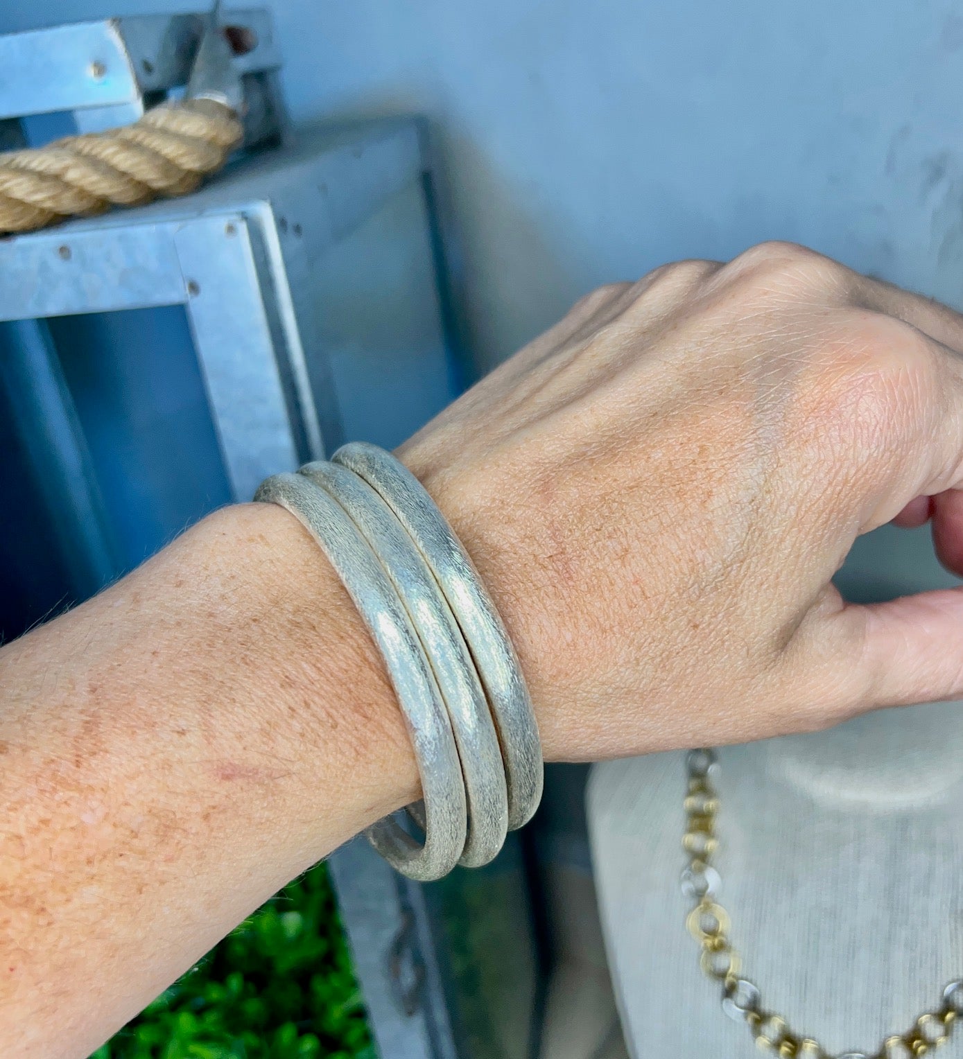TURKISH SMALL/MEDIUM METAL BANGLES